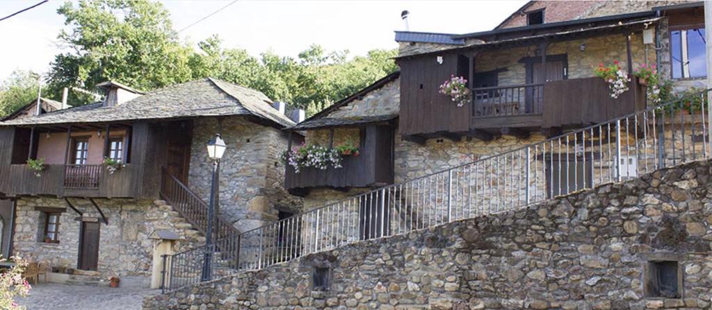 Hotel Rural El Lagar De Las Medulas Orellán Exterior foto