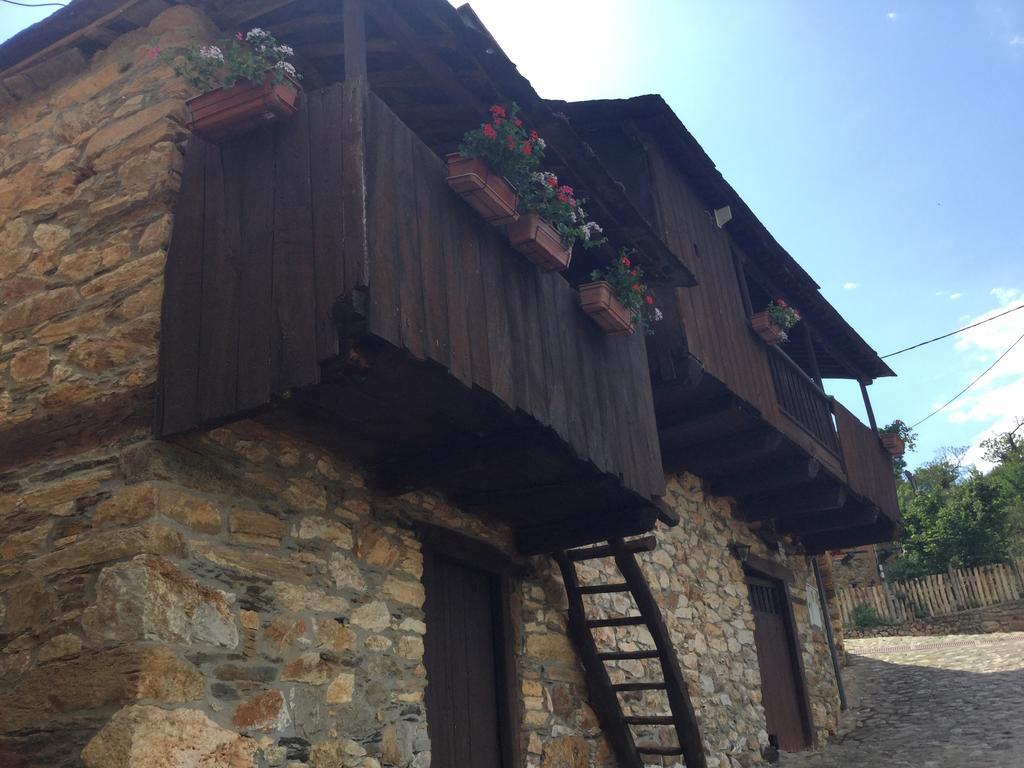 Hotel Rural El Lagar De Las Medulas Orellán Exterior foto